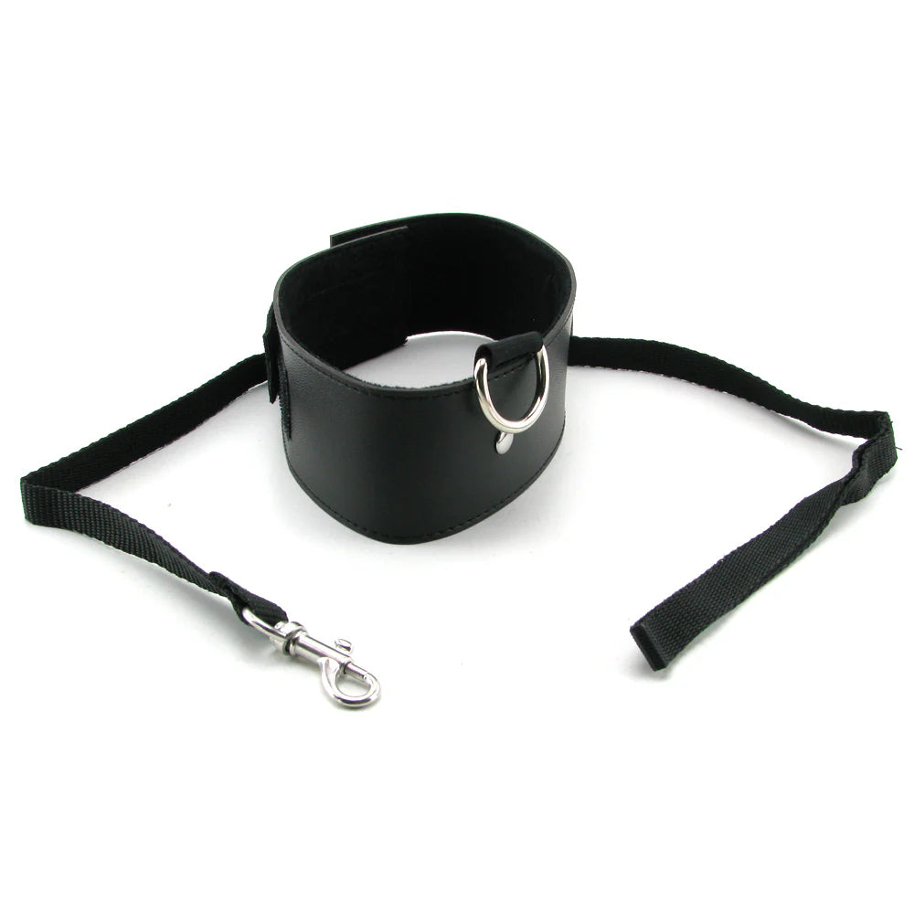 Black Leash and Collar – Heaven Boutique Winnipeg – side view