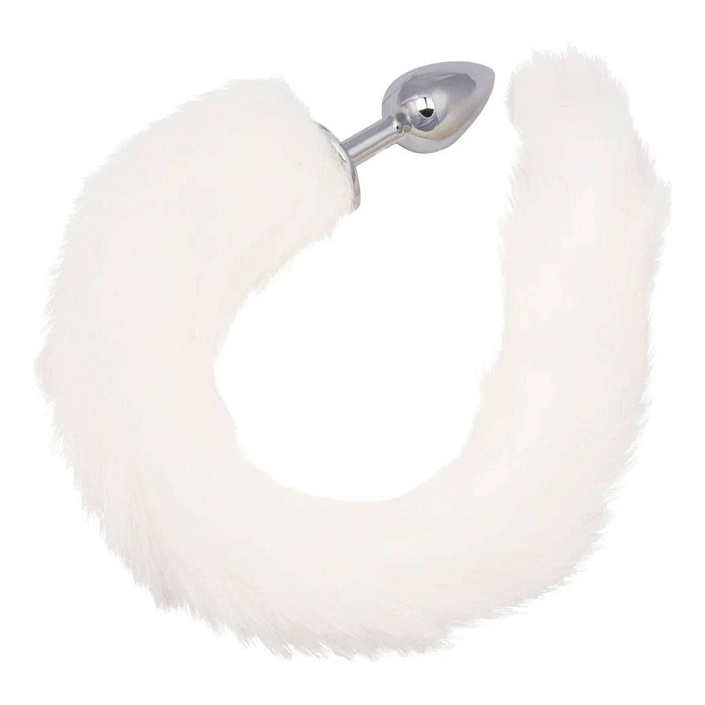 Running Wild White Tail Plug — buy in Winnipeg | Heaven Boutique