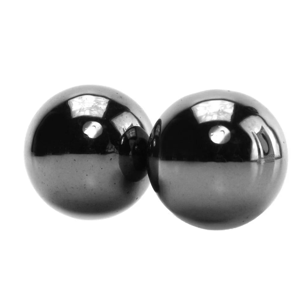 Nen-Wa Magnetic Hematite Balls in Black – Winnipeg – packaging view