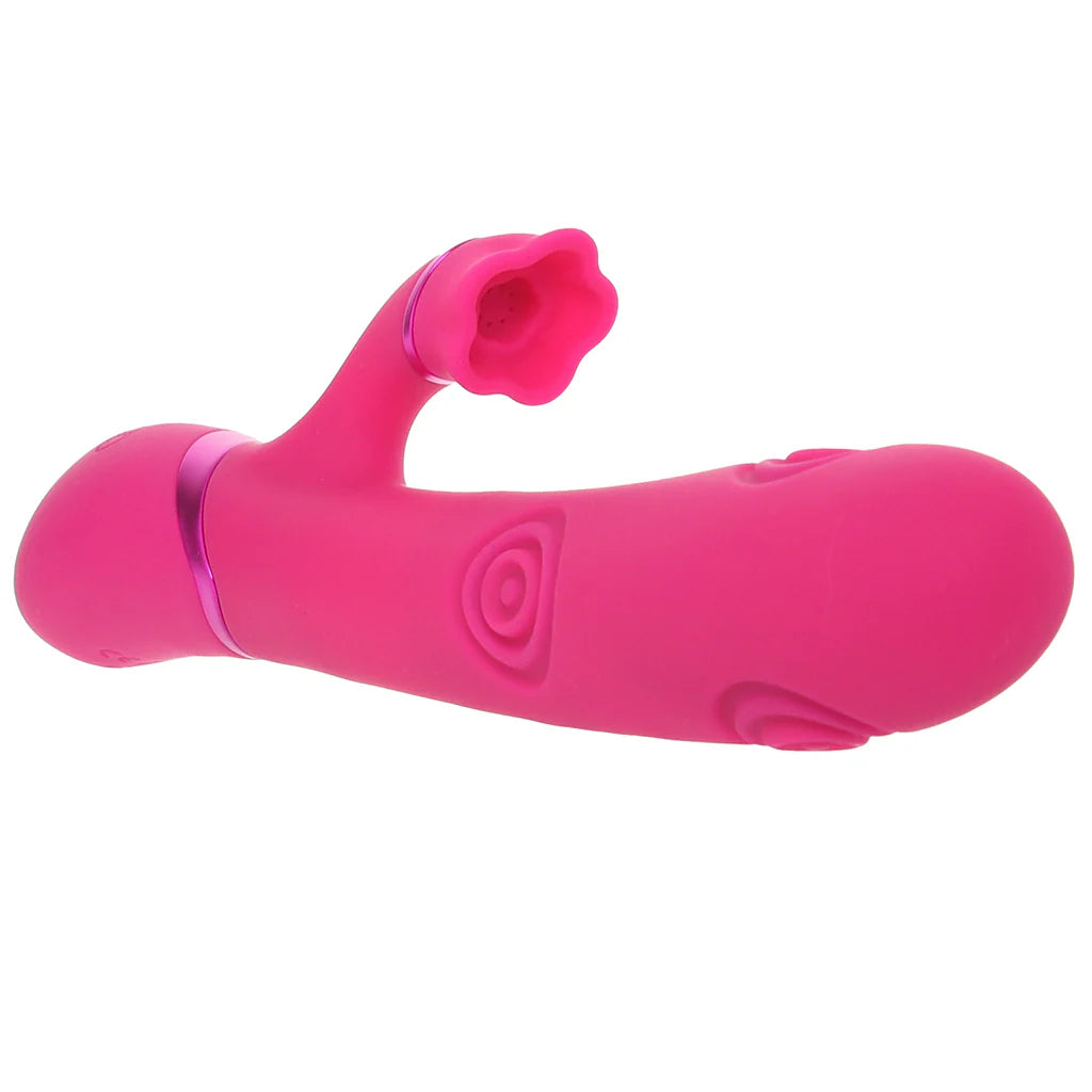 Dolce Vive Fiore Air Wave Tapping Rabbit Vibe – Winnipeg adult shop – in use view
